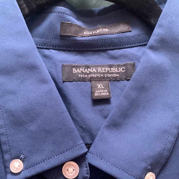 Banana Republic Short Sleeve Button Down - Picture 2 of 2